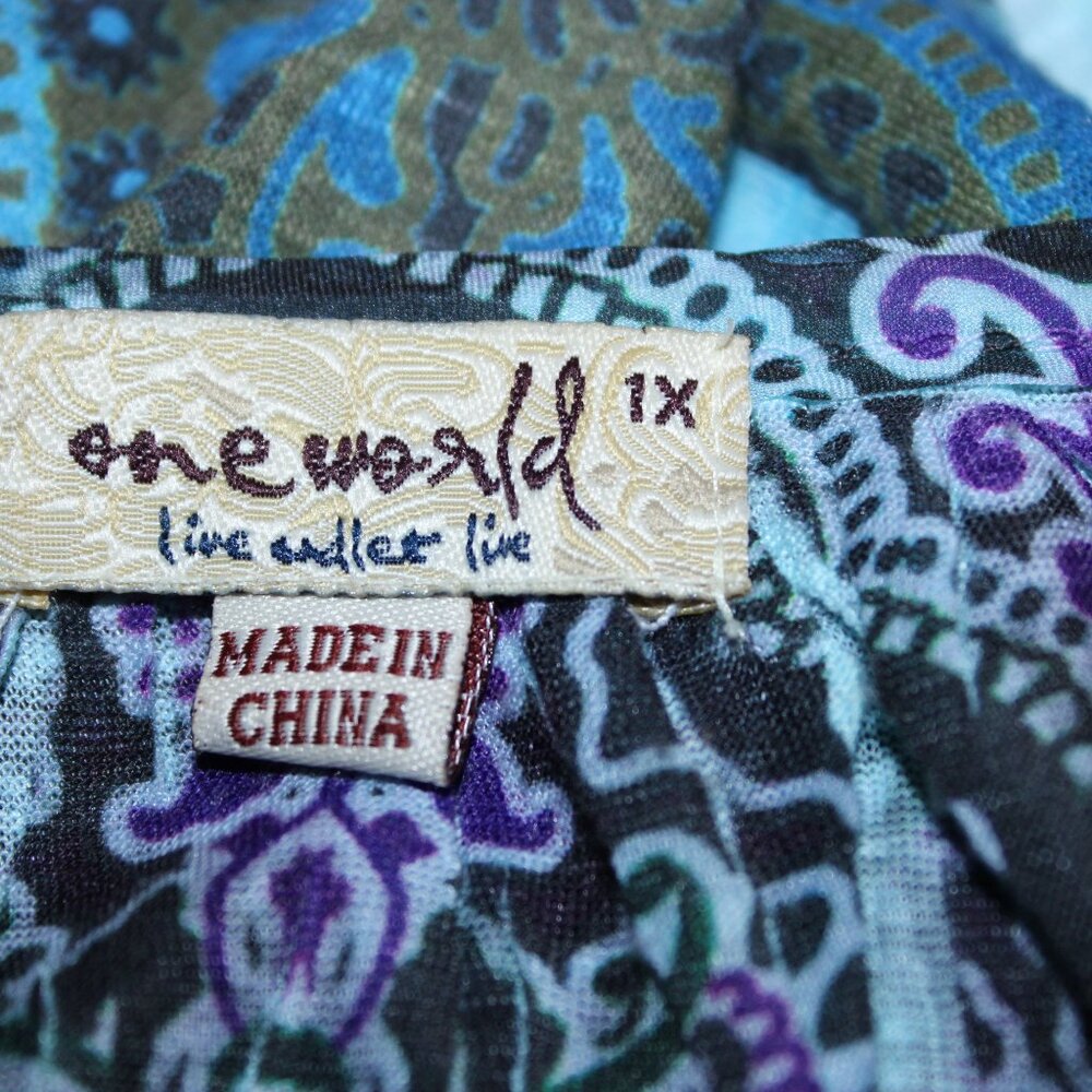 One World Live And Let Live! Top - Picture 3 of 3